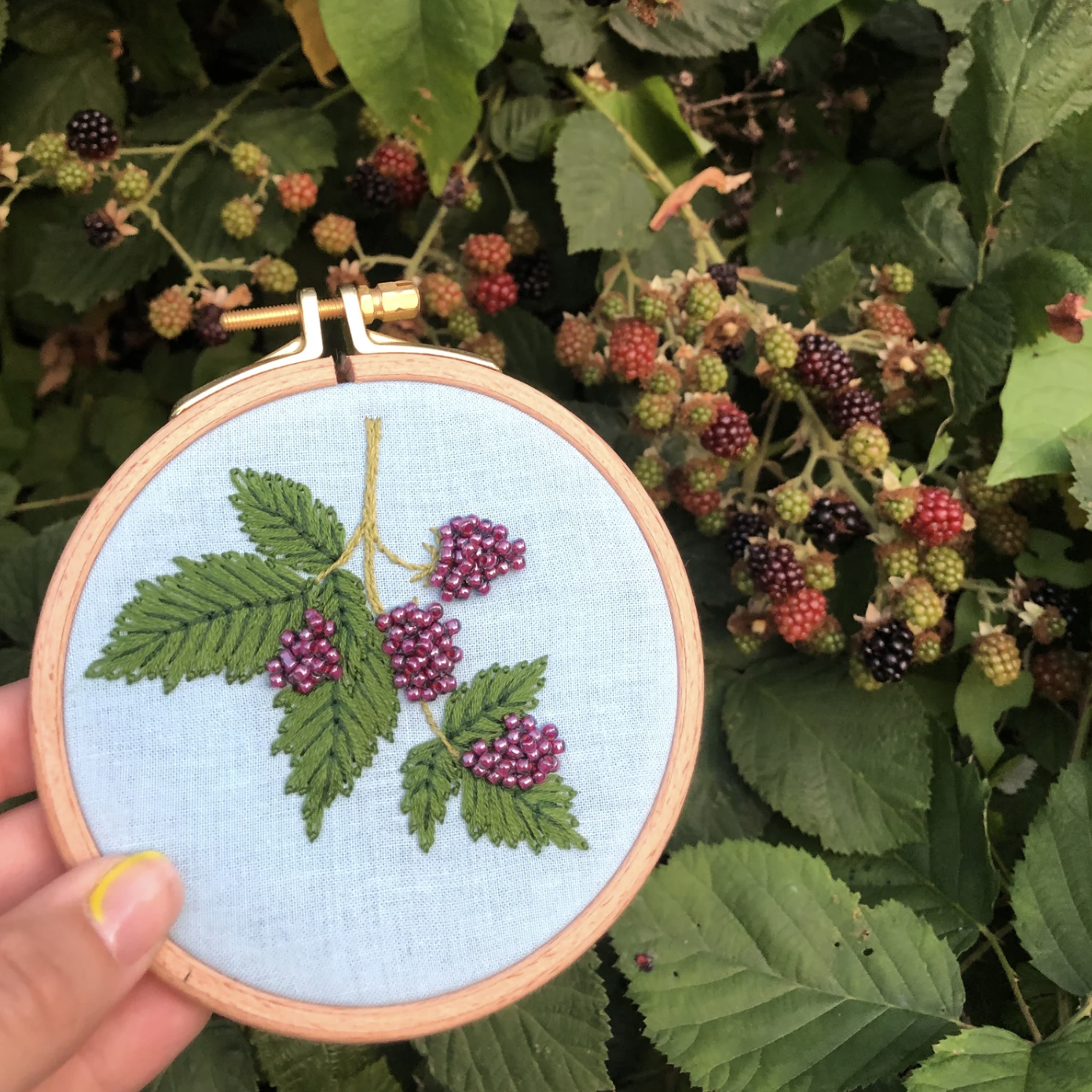 Embroidery Kit Beaded Berries