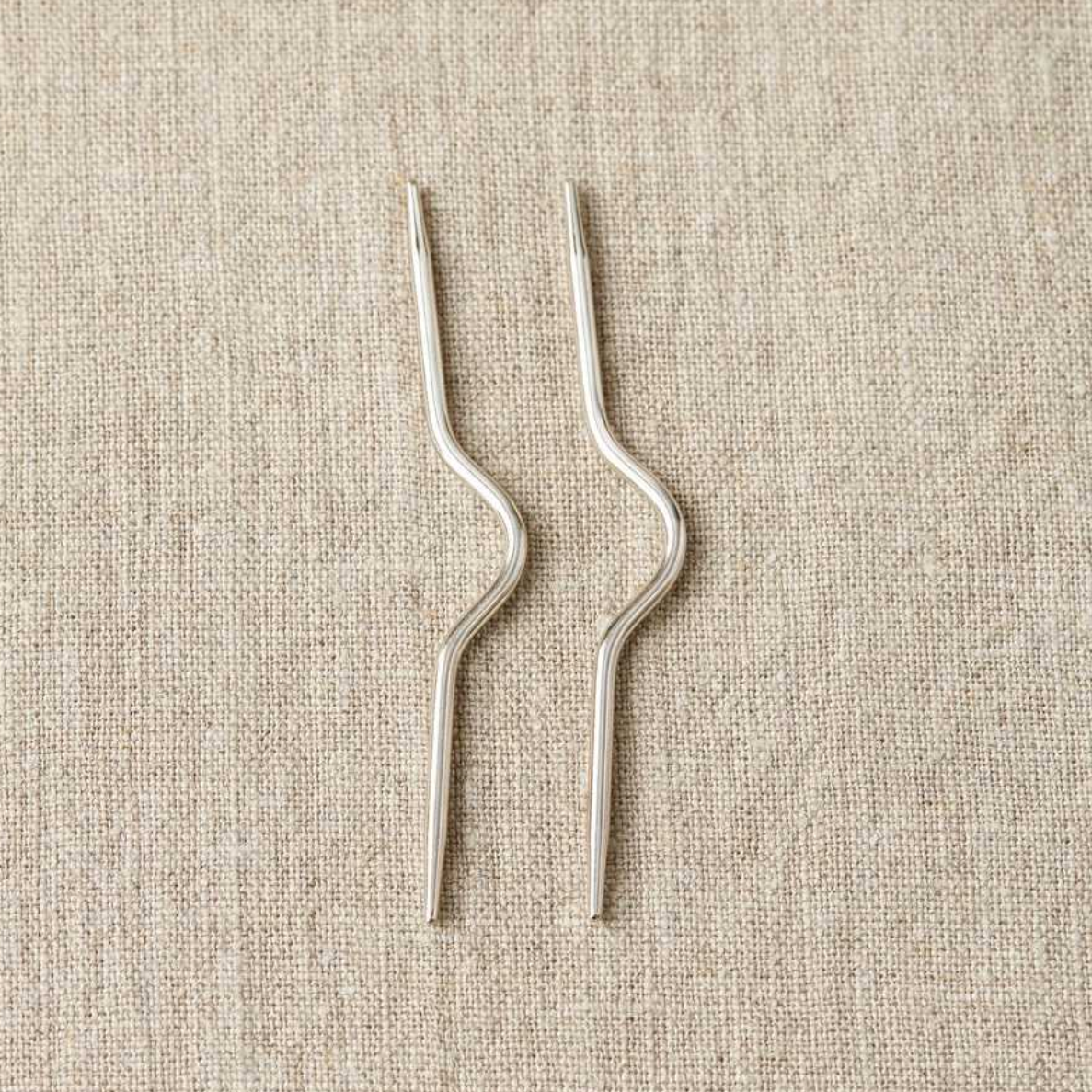 Curved Cable Needle