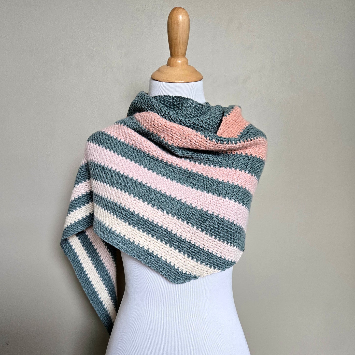 Shawl on the Shore (crochet)