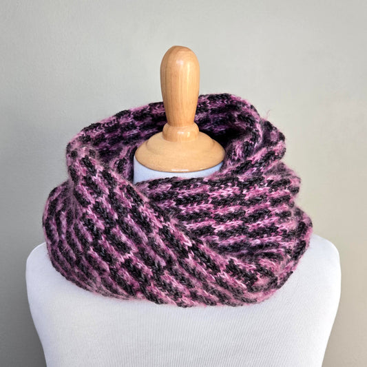 Suri Smoothie Cowl