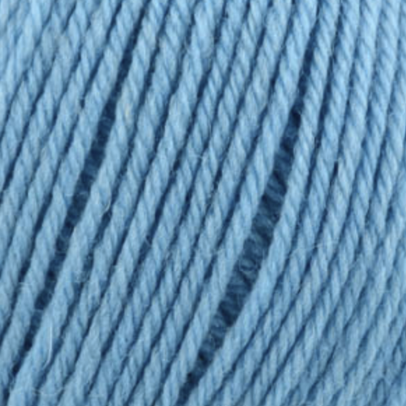 Universal Deluxe Bulky Superwash Yarn