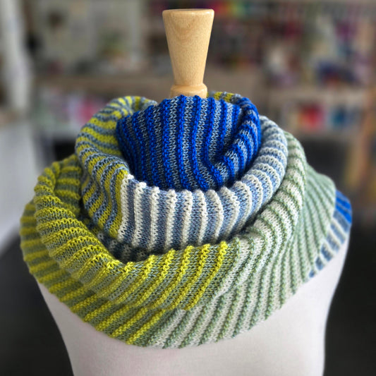 Shadow Color Shawl