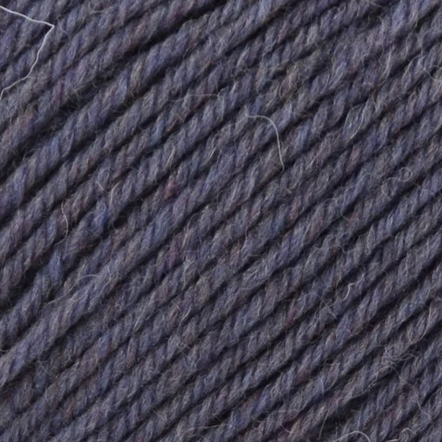 Universal Deluxe Worsted Superwash Yarn