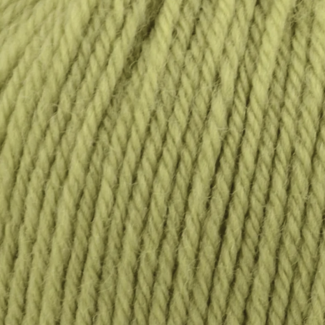 Universal Deluxe Worsted Superwash Yarn