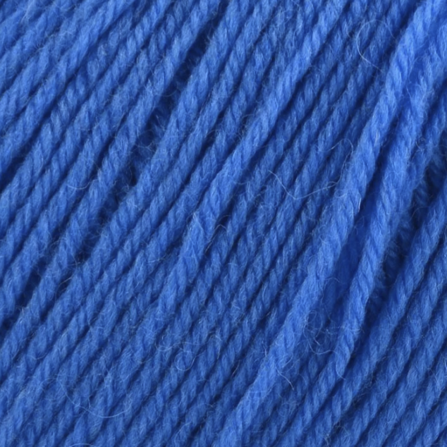 Universal Deluxe Worsted Superwash Yarn