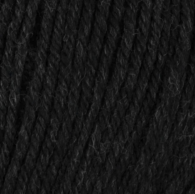Universal Deluxe Worsted Superwash Yarn