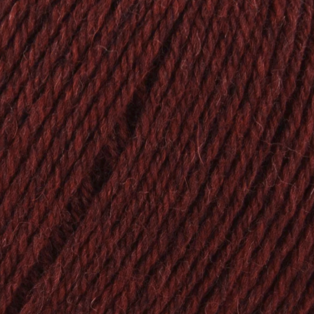 Universal Deluxe Worsted Superwash Yarn