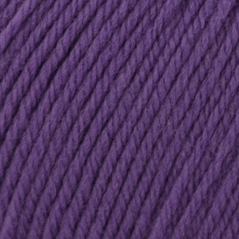 Universal Deluxe Worsted Superwash Yarn