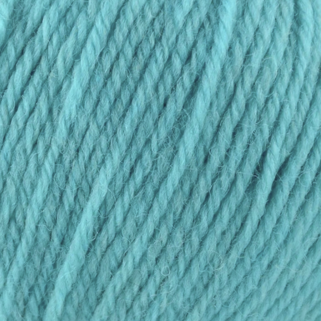 Universal Deluxe Worsted Superwash Yarn
