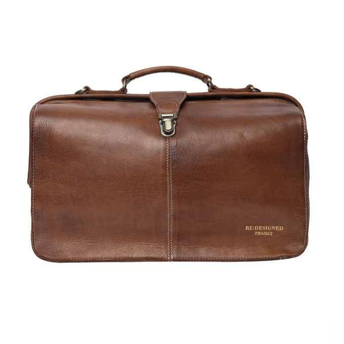 Project 98: Crossbody Doctor-Style Bag